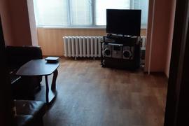 Продам трехкомнатную вторичку 60.0 м² этаж 2/10 город Волгодонск улица Гагарина 6